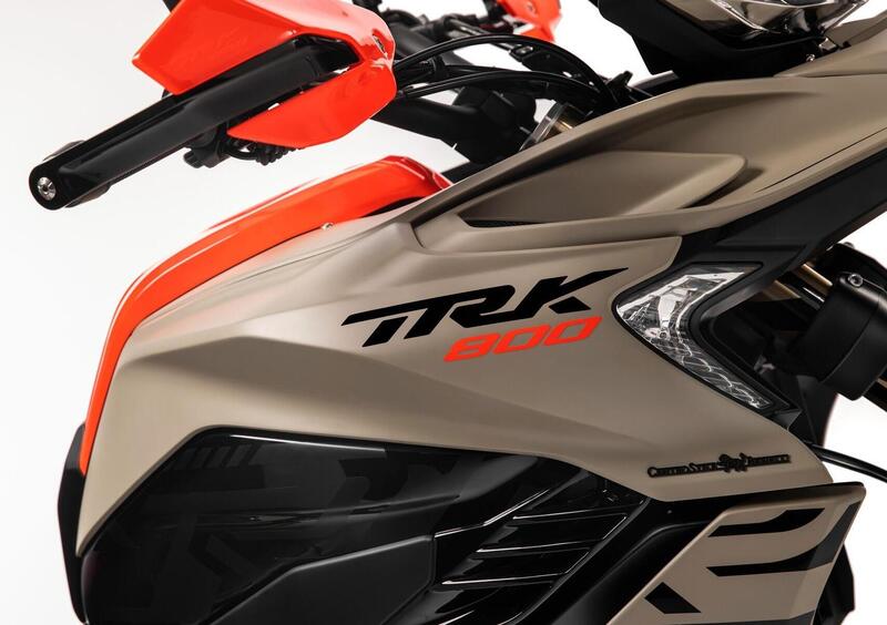 Benelli TRK 800 TRK 800 (2022) (2)