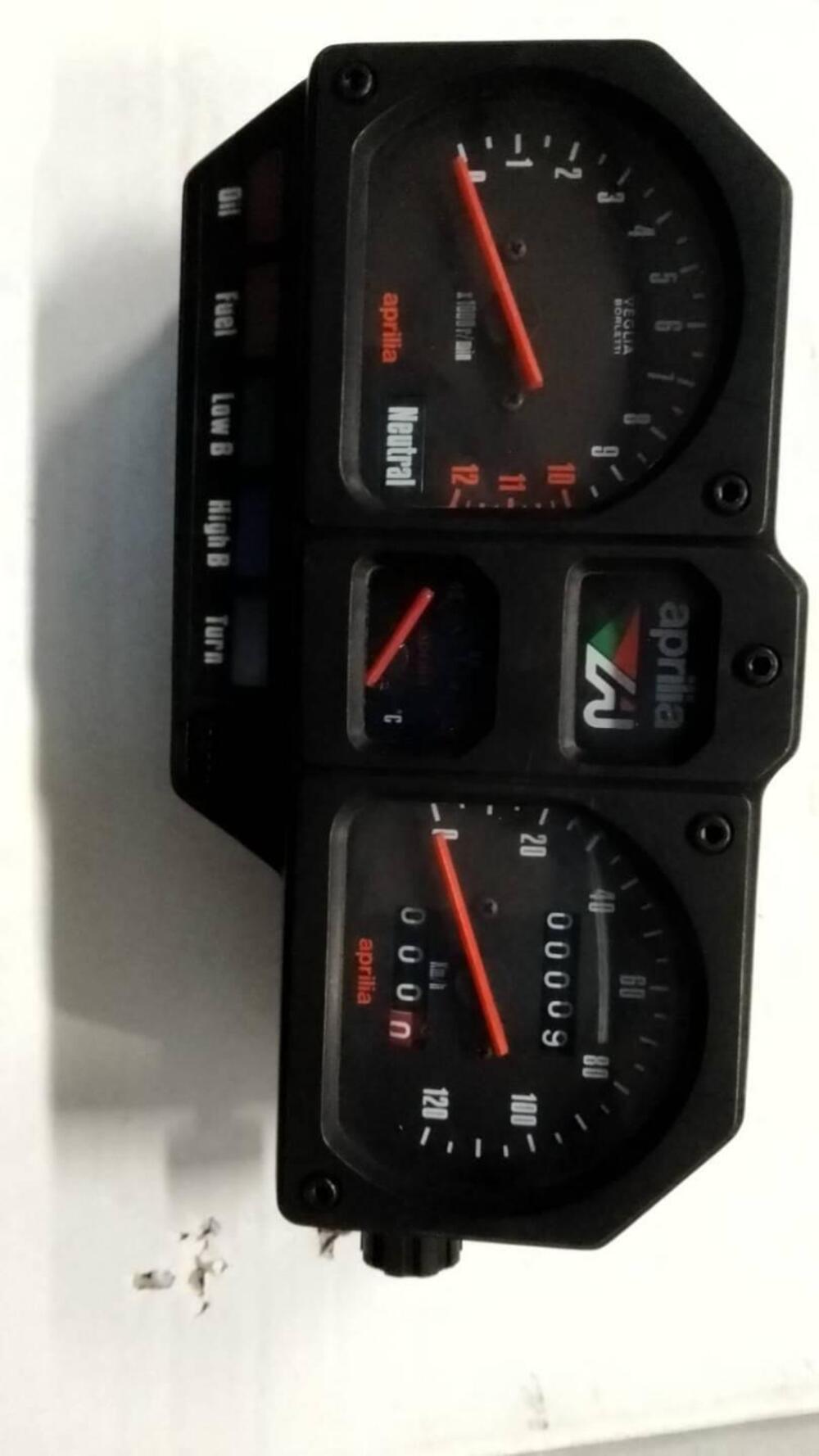 CRUSCOTTO APRILIA TUAREG 50 1987. CODICE AP8212100