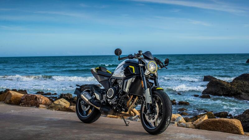 EICMA 2021, le novit&agrave;: CFMOTO 700 CL-X Sport e ADV