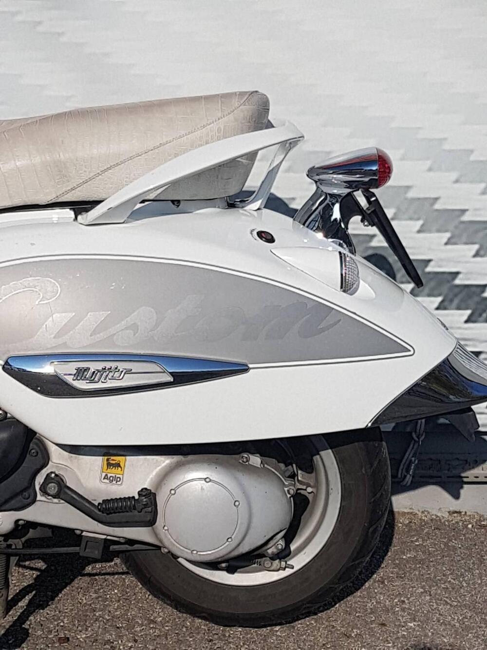 Aprilia Habana 50 Custom Cat (1999 - 01) (4)