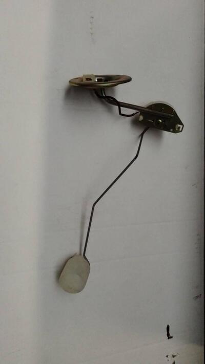 GALLEGGIANTE SERBATOIO APRILIA TUAREG AP8112378