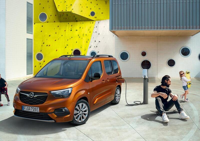Opel Combo-e Life (2021-24) (4)