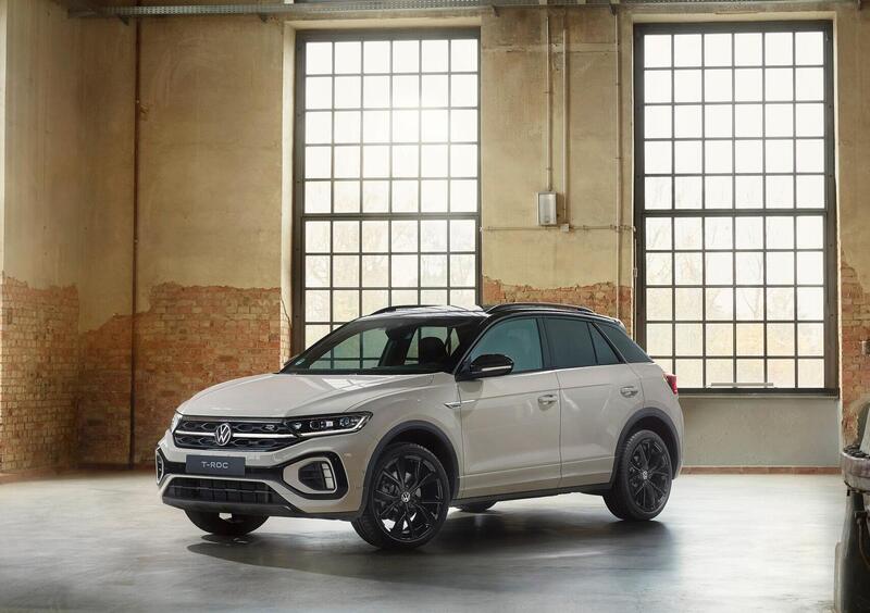 Volkswagen T-Roc (2017-->>) (3)