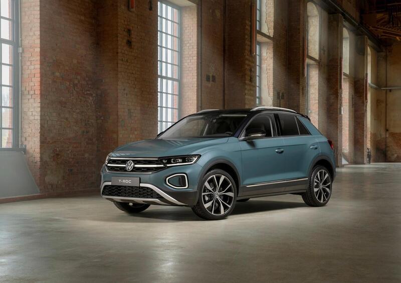 Volkswagen T-Roc (2017-->>) (24)
