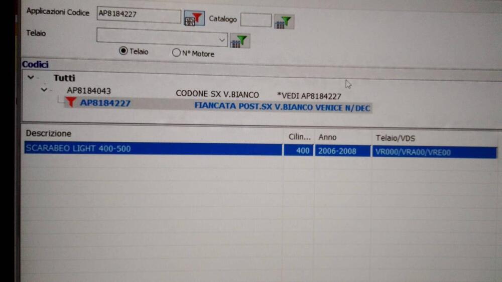 FIANCATA SX APRILIA SCARABEO 400/500 AP8184227 (2)