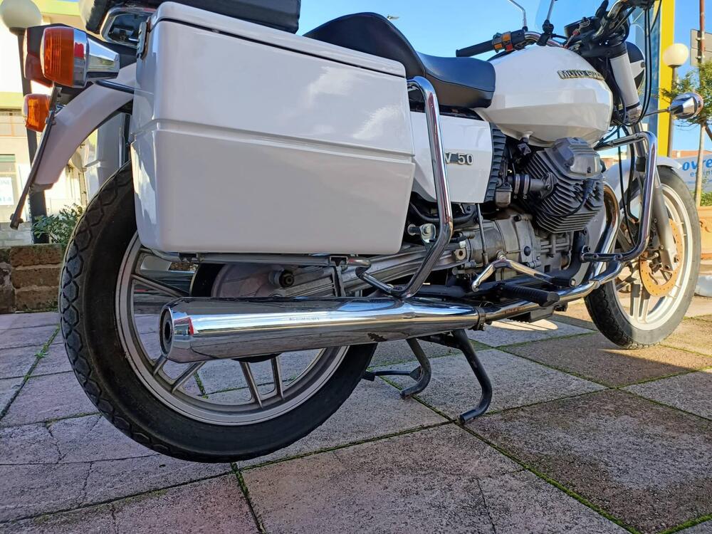 Moto Guzzi V50 (9)