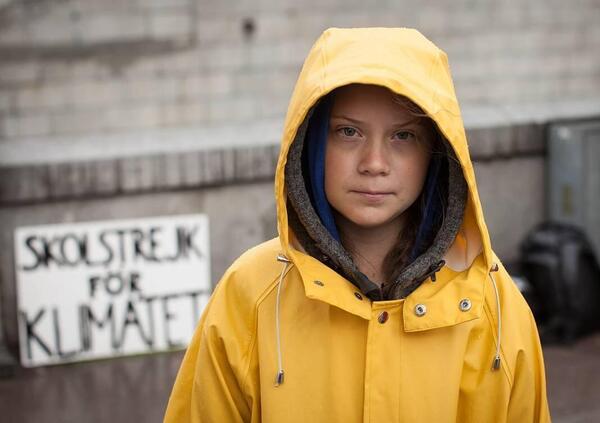 Greta Thunberg ha vinto anche in MotoGP: dal 2024 addio al carburante tradizionale
