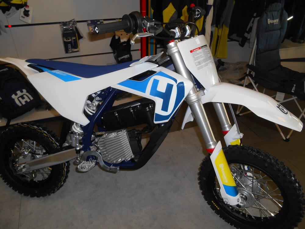 Husqvarna EE 5 (2021 - 22)