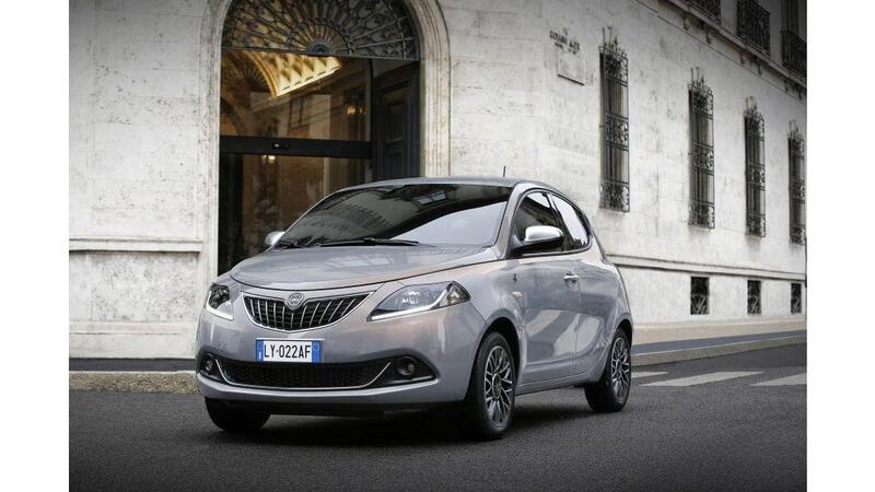 Stellantis lancia la &ldquo;nuova&rdquo; Ypsilon pi&ugrave; ricca: edizione speciale ancora FIRE a GPL, o ibrida [da 18.500 &euro;]