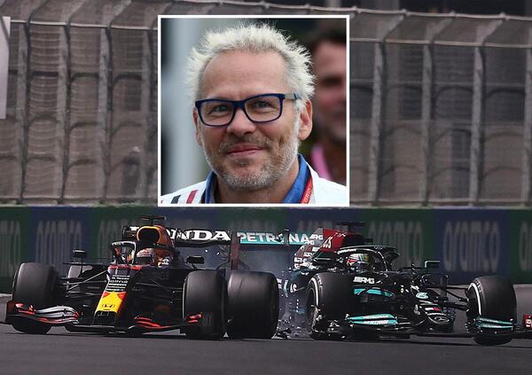 Villeneuve contro Hamilton e Verstappen: &ldquo;Non &egrave; F1, corrono come piloti di kart a noleggio&rdquo;