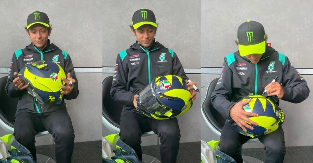 Valentino Rossi e Marc Marquez insieme all&rsquo;asta: Vale ci mette un casco, Marc i suoi stivali