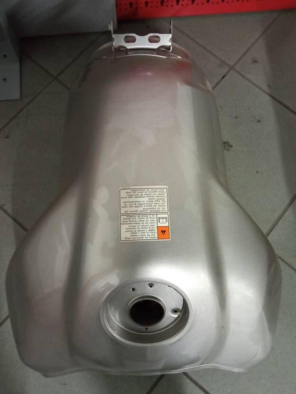 SERBATOIO BENZINA YAHAMA SUPERTENERE 1200 Yamaha (2)