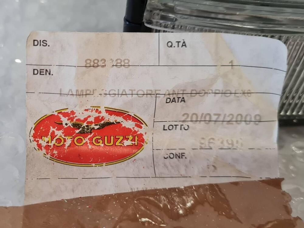 Lampeggiatore doppio anter.LX6 NORGE 1200 Polizia Moto Guzzi (3)