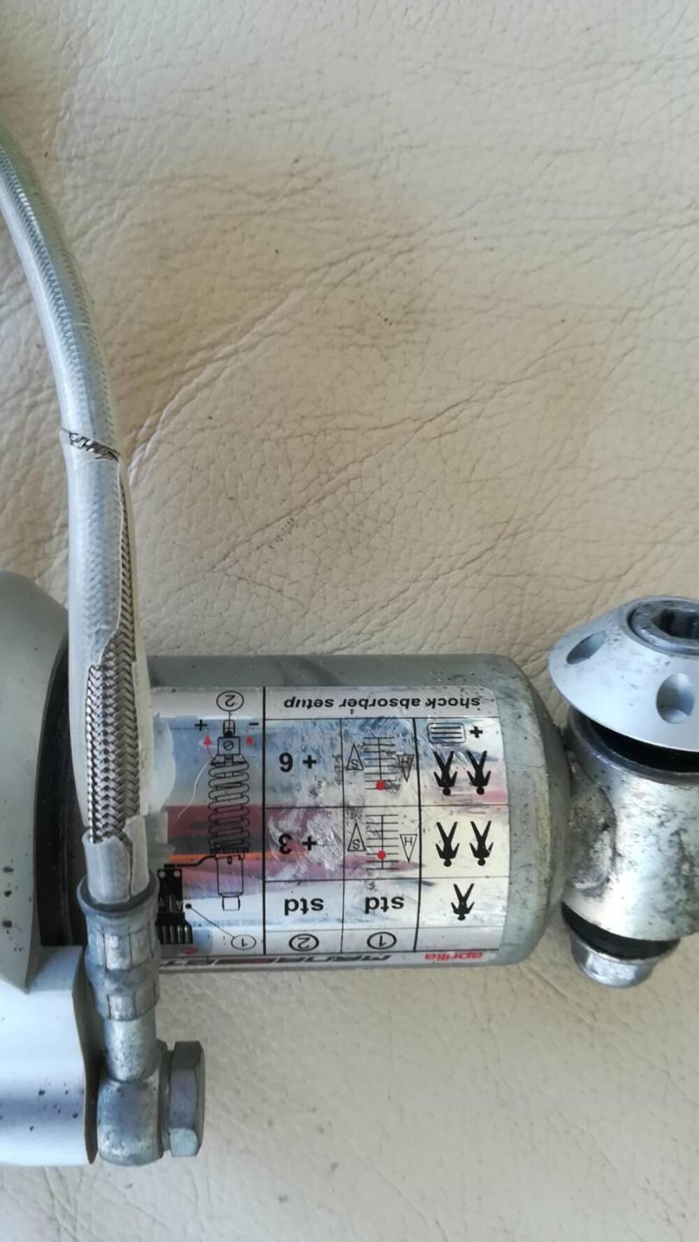 Ammortizzatore Sachs Aprilia Mana850 (5)