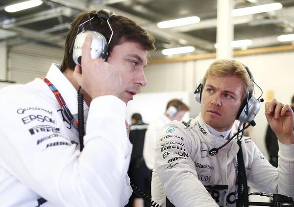 [VIDEO] Toto Wolff e Rosberg avvisano Verstappen: &quot;Quando Hamilton si mette a caccia...&quot;