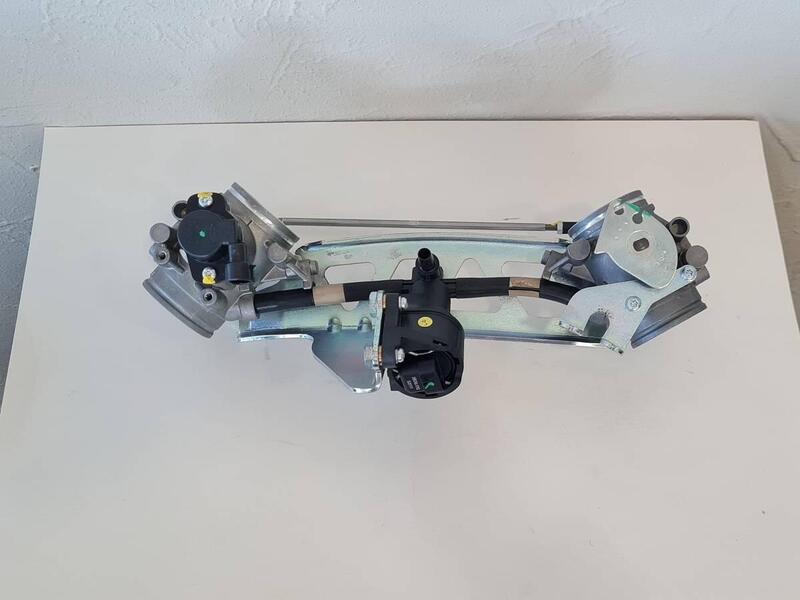 Moto Guzzi gruppo corpo farfallati GU05112530 (3)