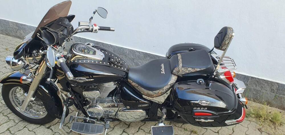 Suzuki Intruder 800 C B (2015 - 17) (8)
