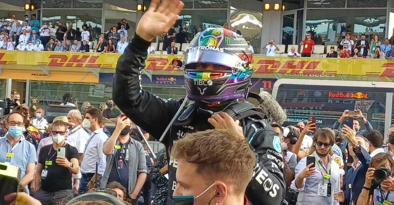 F1, Hamilton: &quot;Complimenti a Verstappen&quot;