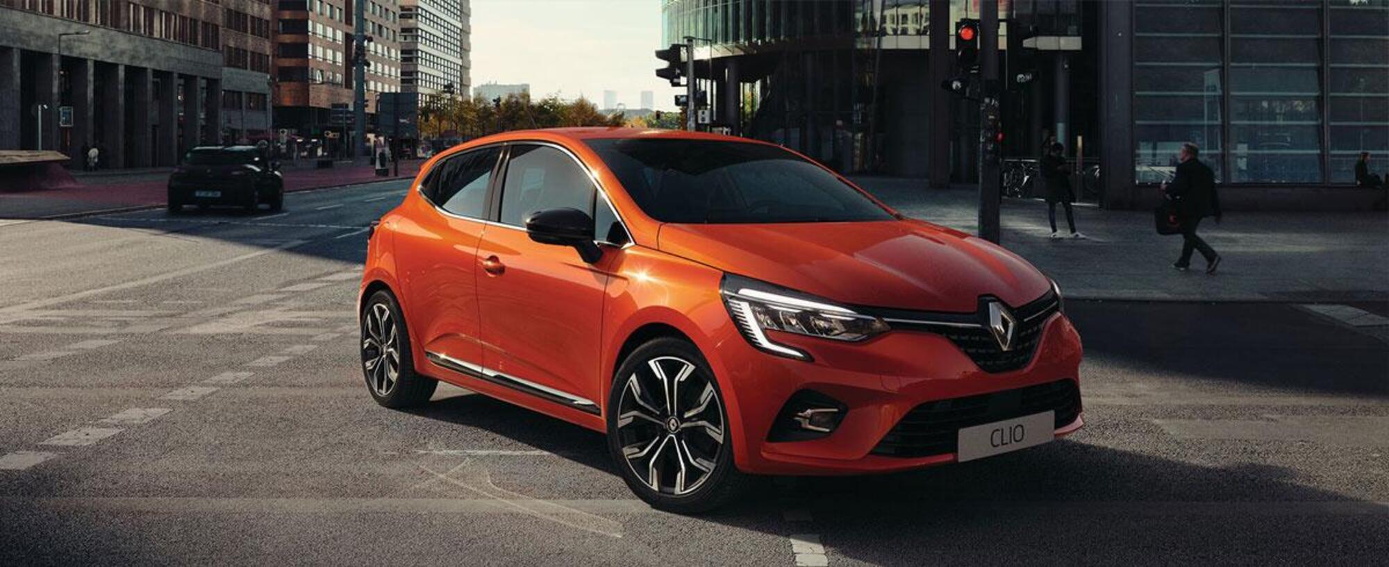 Forte Promozione Renault Clio hybrid 2022: 99 euro al mese