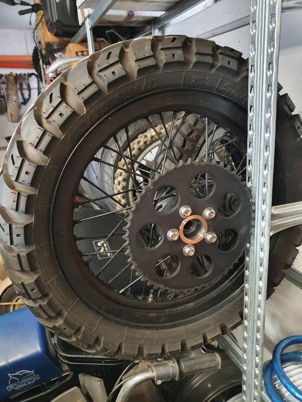 Cerchioni x Kit Cafè Racer x Hd883 Harley-Davidson (4)