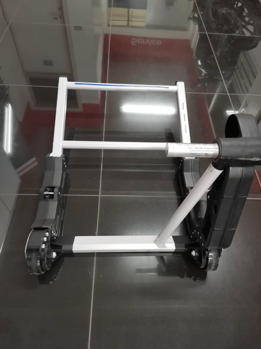 CAVALLETTO RACING HONDA CB 1000 R Rossocromo (2)