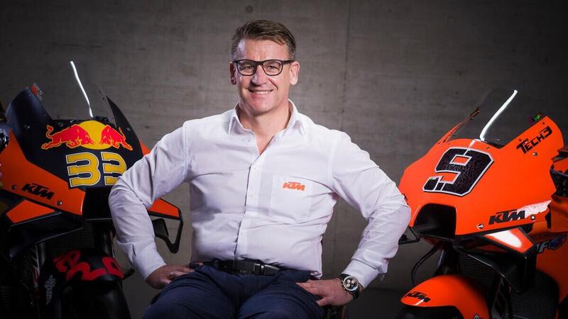 Pit Beirer sibillino: &ldquo;KTM ha quattro selle libere per il 2023&rdquo;