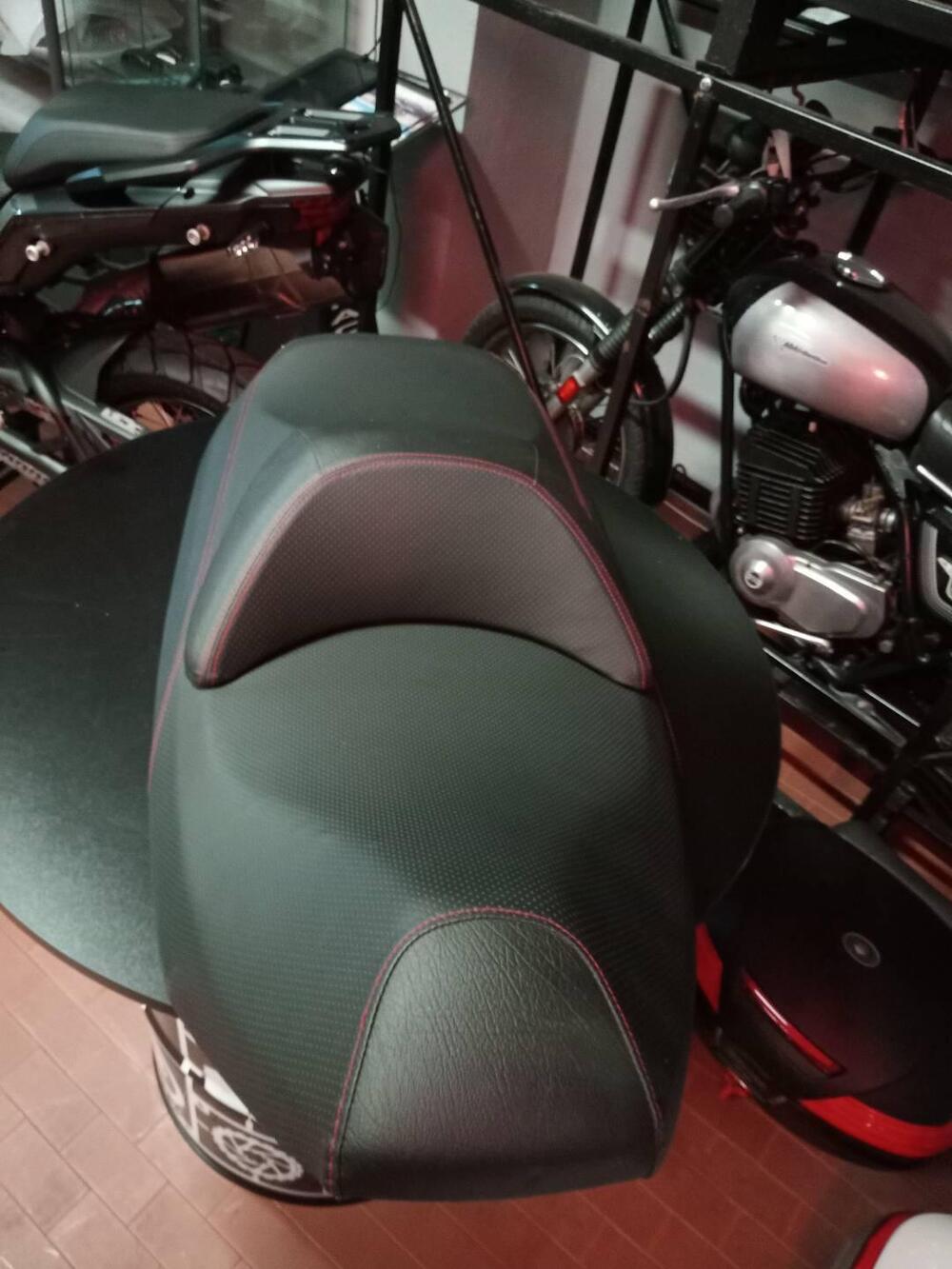 Sella Suzuki Burgman 2007/2017 (2)