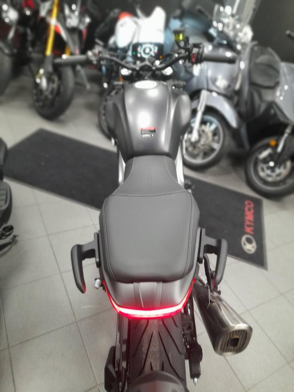 Voge Trofeo 500AC (2022 - 25) (12)