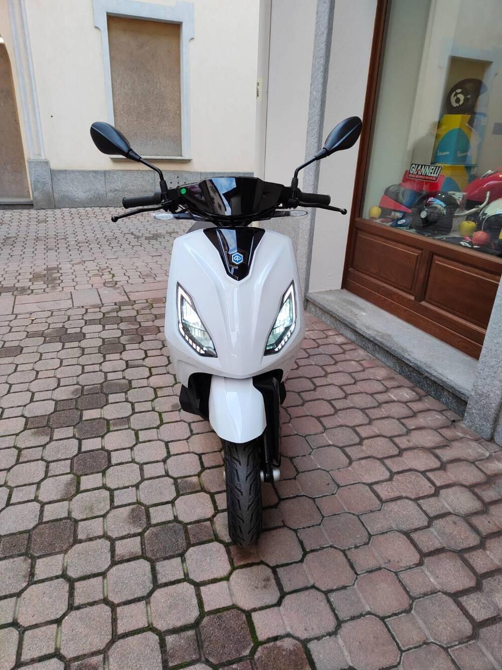 Piaggio 1 (2022 - 25) (3)
