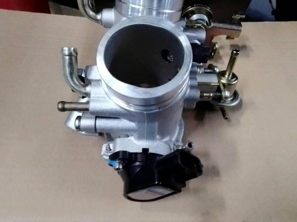 CORPO FARFALLATO APRILIA RSV E TUONO AP0296970