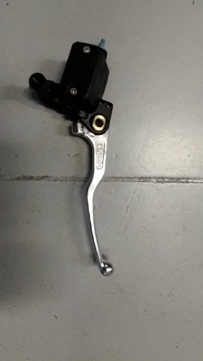 POMPA FRENO ANT. PER APRILIA PEGASO AP8113620