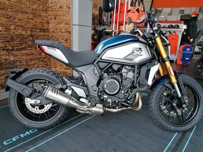 CFMOTO 700CL-X Heritage (2021 - 25) nuova