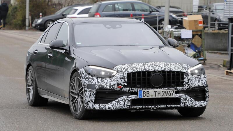 Mercedes-AMG C43, le foto spia