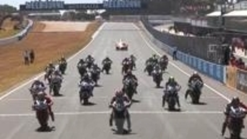 WSBK Gara 2 Highlights - Round 1 Australia