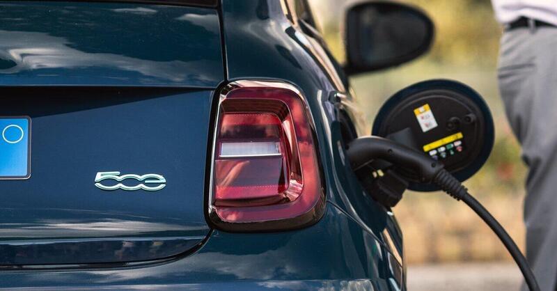 Incentivi auto 2022: niente da fare, la Legge di Bilancio li cancella anche per le elettriche