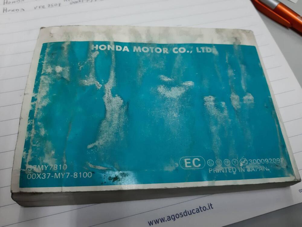 Manuale Honda VFR 750 F (2)