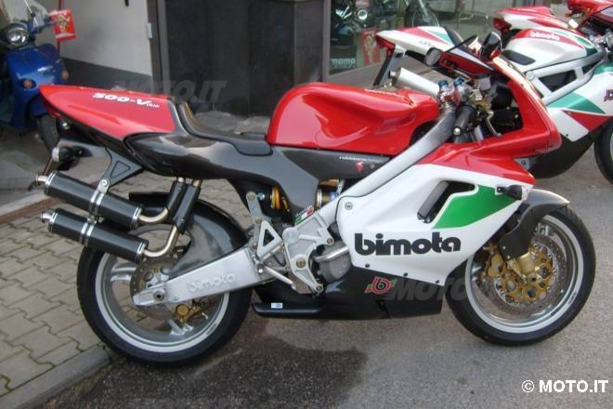 Motorcycles Bimota V2 500 Vendo Intruder 800 Suzuki Intruder 1800