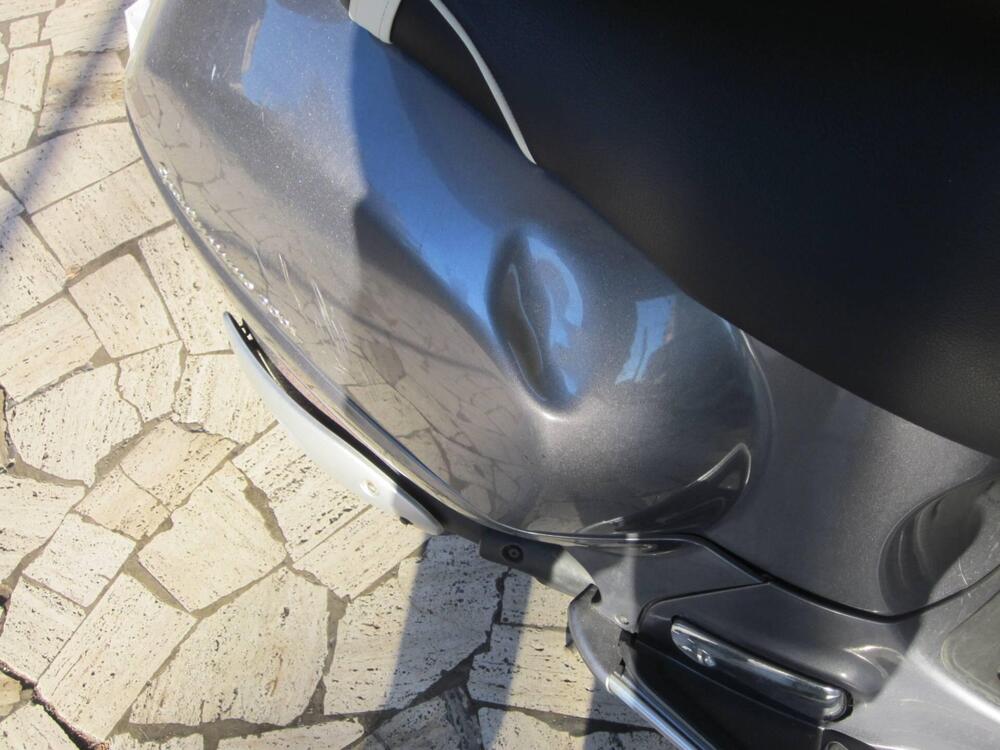 Vespa Granturismo 200 L (8)