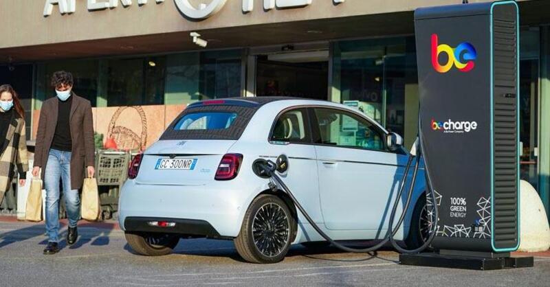 Batosta auto ELETTRICHE: fino +55% le ricariche dal 10 gennaio 2022