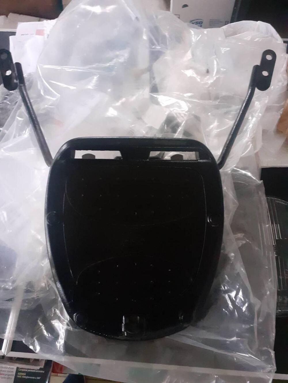 Portapacchi tgb x motion Givi