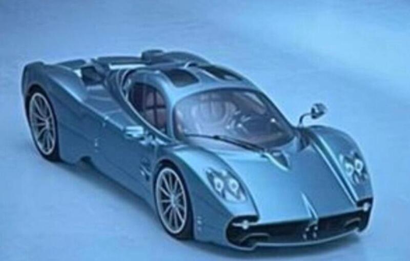 Nuovo arrivo in casa Pagani: con il modello C10