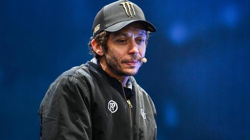 Valentino Rossi in quarantena preventiva, salta la 12 Ore del Golfo