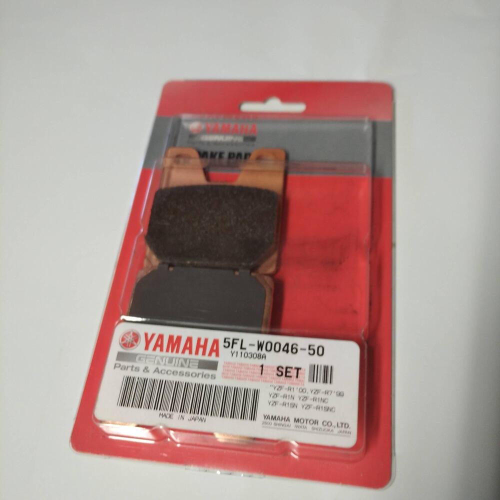 PASTIGLIE POST. YAMAHA R1 98/2001