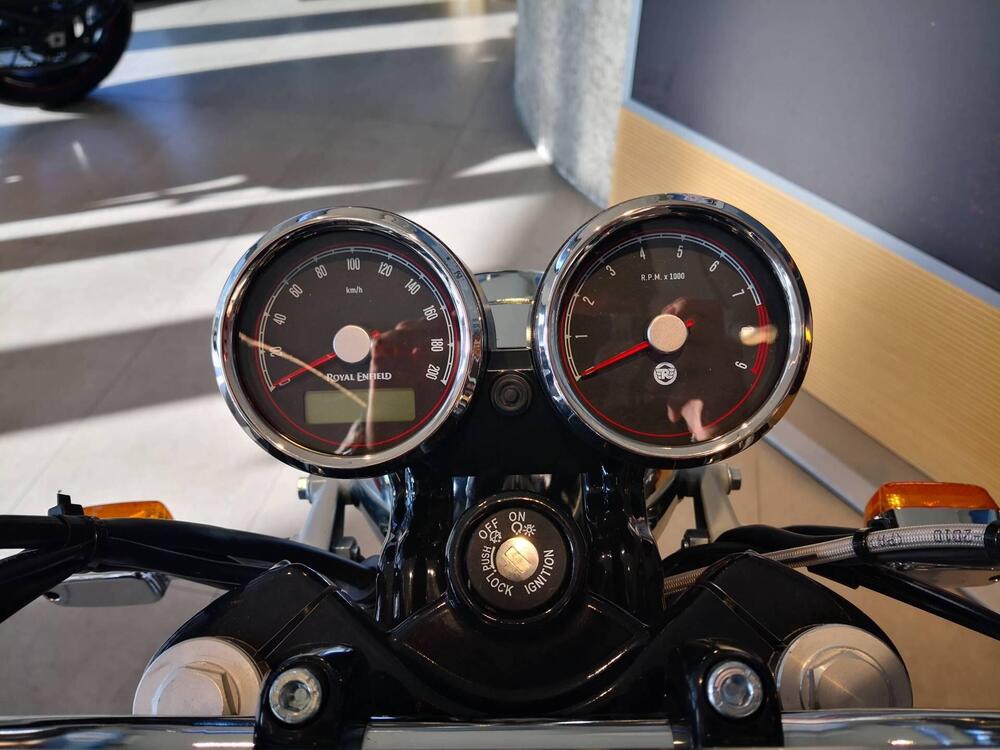 Royal Enfield Interceptor 650 (2021 - 26) (15)