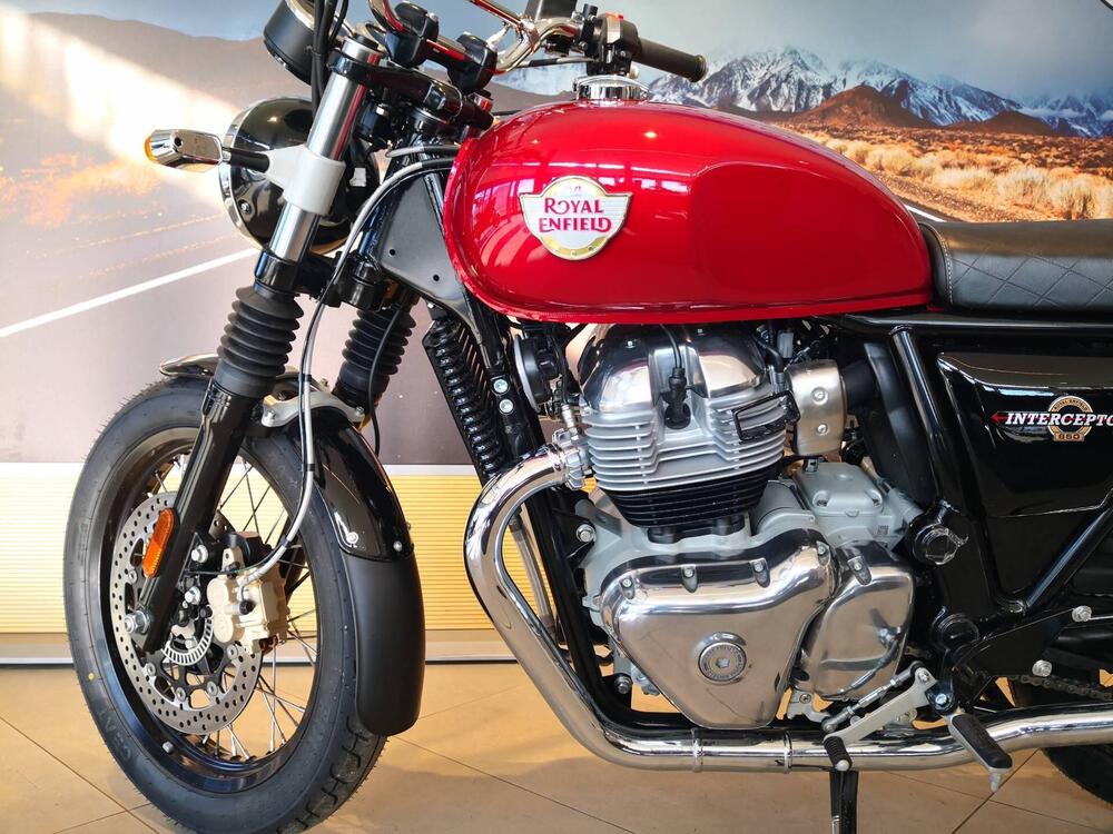 Royal Enfield Interceptor 650 (2021 - 26) (10)