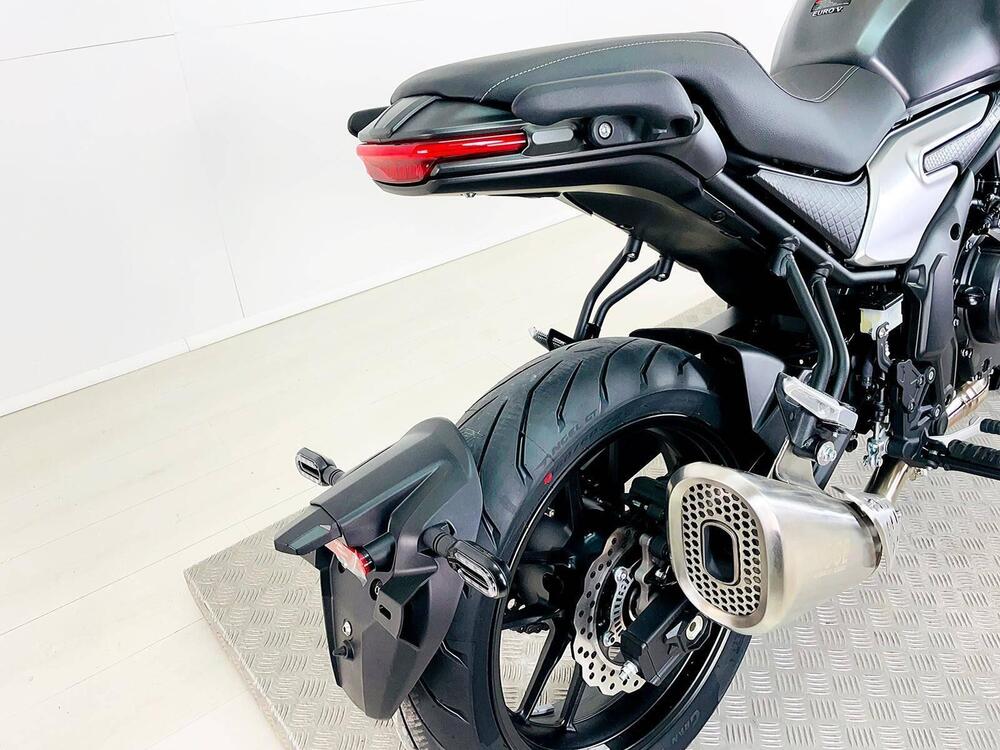 Voge Trofeo 500AC (2022 - 25) (5)