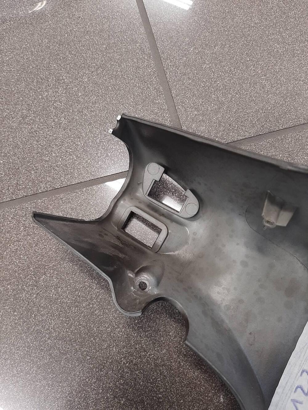 COPRIMANUBRIO INTERNO VESPA LX (3)