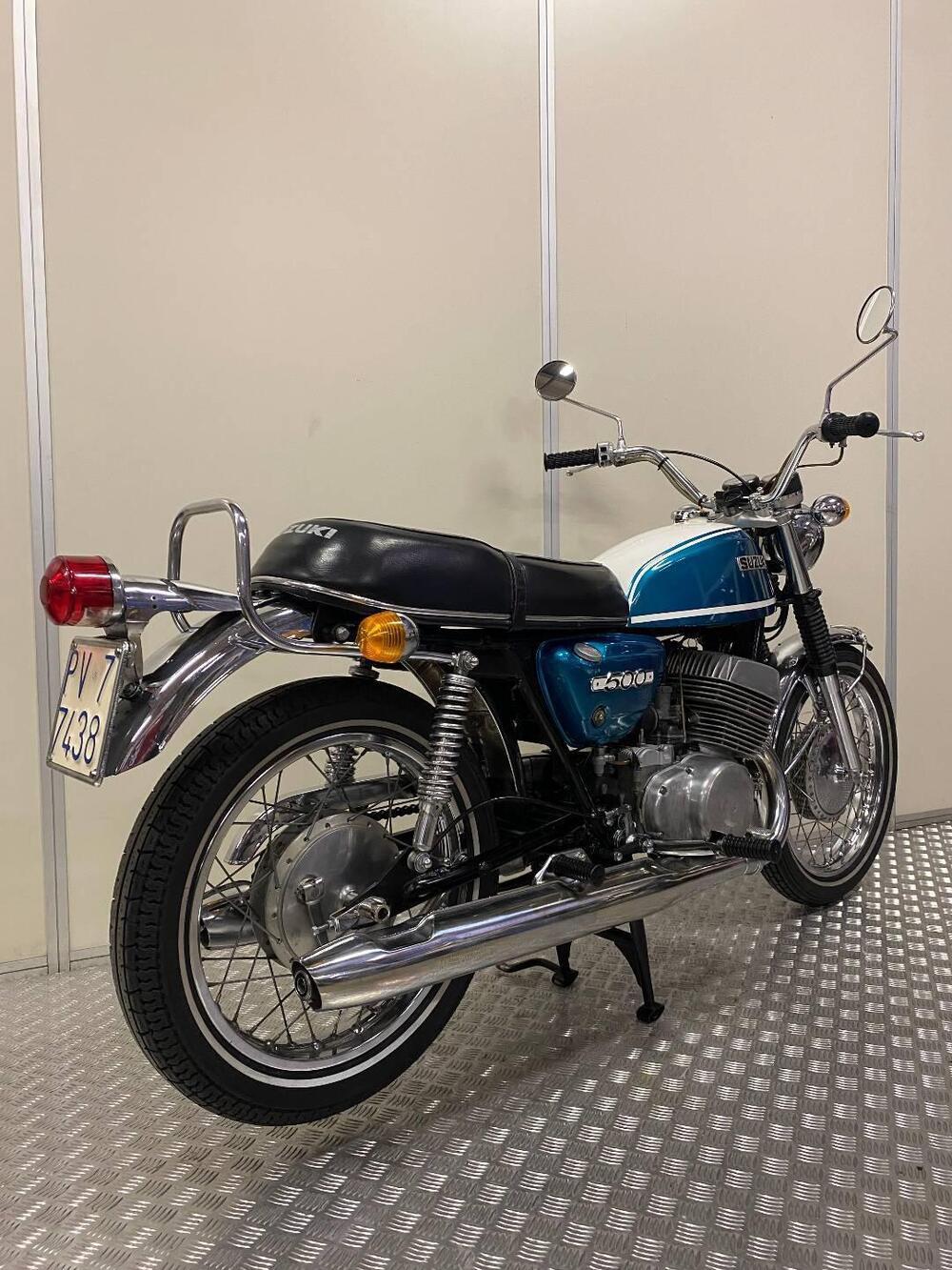 Suzuki T 500 TITAN  (5)