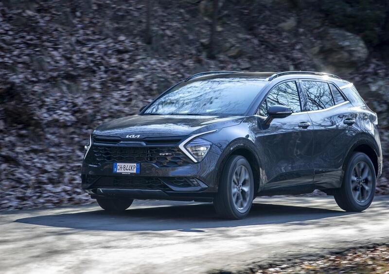 Kia Sportage (2021-->>) (32)