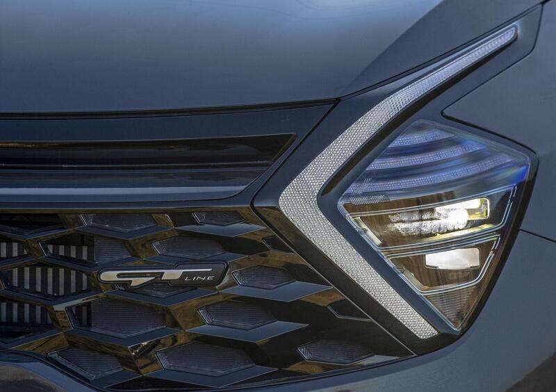 Kia Sportage (2021-->>) (44)